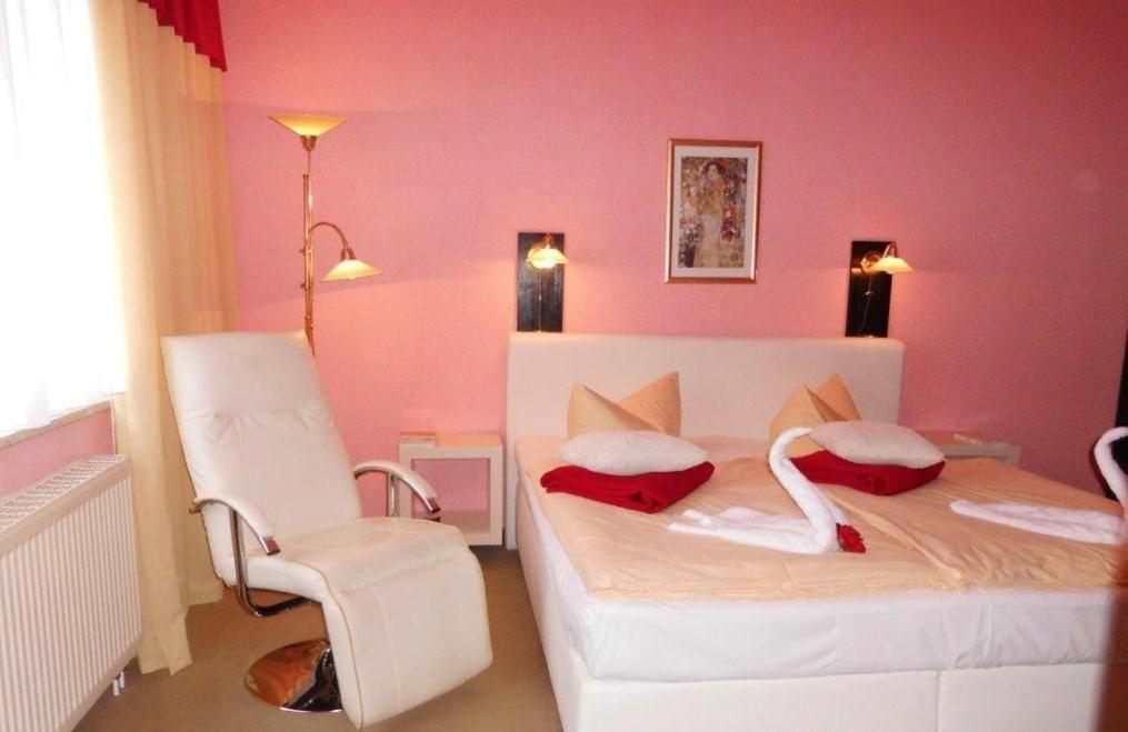 Hotel Haufe Forst  Buitenkant foto
